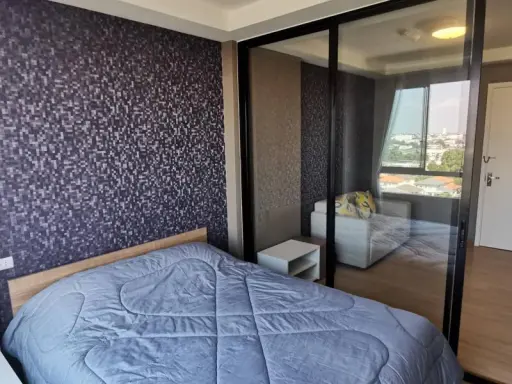 For rent เจ คอนโด สาทร กัลปพฤกษ์ ห้องใหม่ ติดวอลเปเปอร์ทั้งห้อง เฟอร์นิเจอร์ครบ พร้อมเข้าอยู่ จองเลย