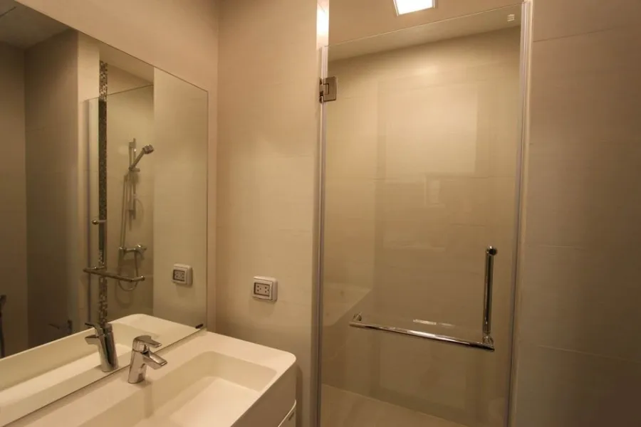 For sale, for rent, Condolette Mist, white tone room, comfortable to the eye, affordable price. Hurry and reserve it quickly. Don't wait.