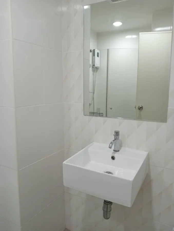 ขาย ให้เช่า J Condo สาทร-กัลปพฤกษ์ ชั้นสูง ห้องกว้างขวาง สิ่งอำนวยความสะดวกครบครัน รีบจองเลยจ้า