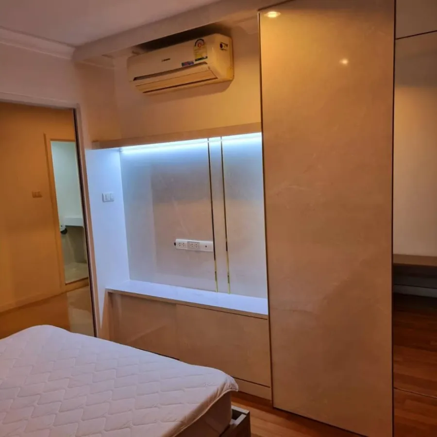 ให้เช่า LUMPINI PLACE RAMA 9 - RATCHADA ห้องแต่งหรูมาก บิวท์อินจุกๆ จองเลยจ้าแล้วจะไม่เสียใจ