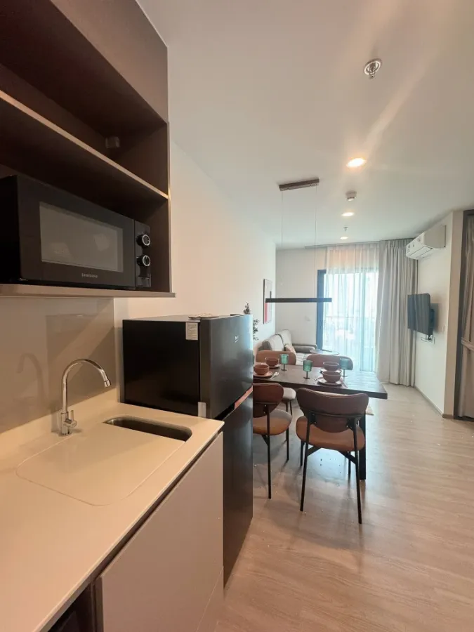 ให้เช่า Aspire Sukhumvit - Rama 4 2 ห้องนอน เฟอร์นิเจอร์บิ้วอินอย่างดี วิวเมืองสวย ไม่บล็อค จองด่วน