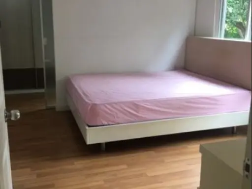 For rent, Lumpini Place Ratchayothin, complete with furniture and electrical appliances. Book now.