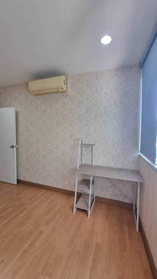 For sale, for rent, St. Louis Grand Terrace, 2 bedrooms, 7th floor, fully furnished, ready to move in, book now, urgent.
