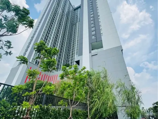 ขายดาวน์ Aspire Sukhumvit - Rama 4 วิวสระ วิวโล่ง ไม่ร้อน ครัวแยก เลขที่ห้องผลรวม 8 ดีมาก อยู่แล้วรวย!! images
