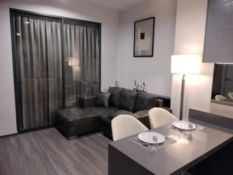 For rent!! Condo Ideo Chula Samyan, beautiful room, fully furnished Ready to carry the bag and move in. Urgent!!