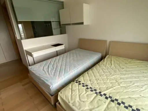 For rent: Siri @ Sukhumvit. Very spacious room with Lumpini Park view, peaceful atmosphere, fully furnished and ready to move in.