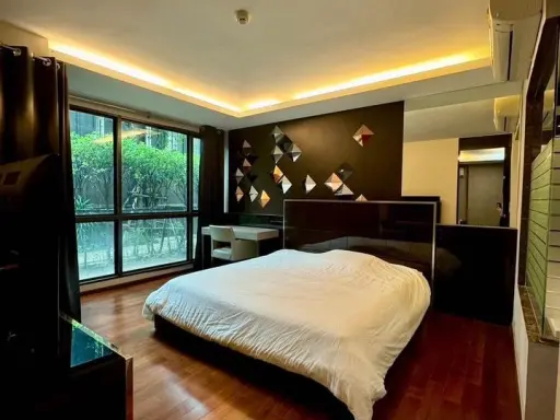 Condo for rent or sale, The Address Sukhumvit 61, fully furnished. Appliances ready Decorated very nicely, very inviting. images