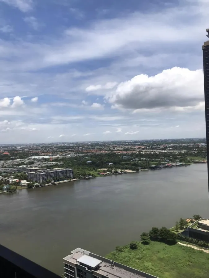 Condo for rent, The Politan Rive, nice room, divided into sections. Separated into zones perfectly. Good price. Hurry and reserve.