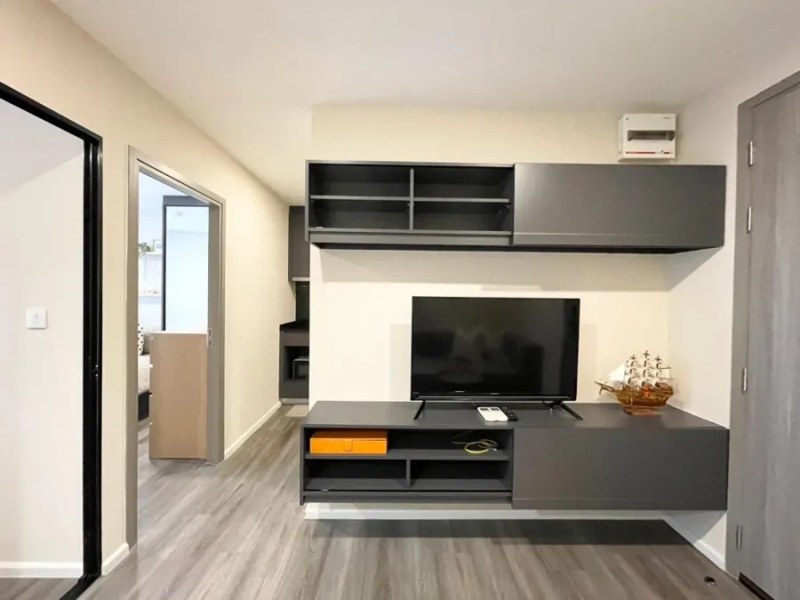 for sale or rent: Notting Hill Jatujak Interchange, empty room, affordable price. People who love decorating rooms should definitely not miss this.
