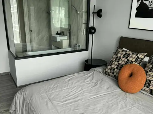 For rent, Ideo Mobi Sukhumvit 40, room decorated in a simple, elegant, good-looking style. With tight furniture If you miss it, you'll regret it. images