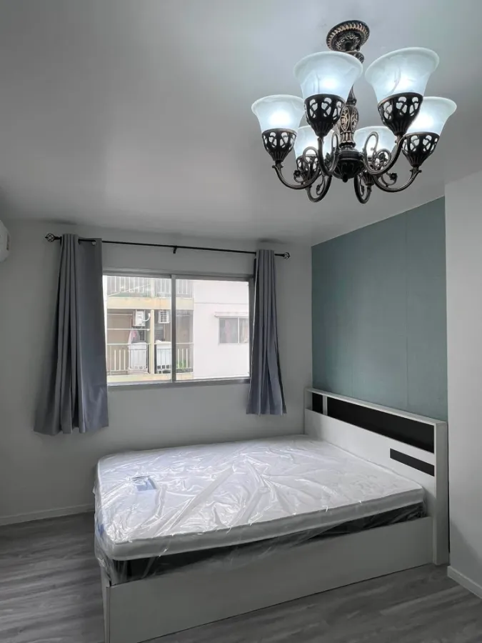 For rent: Lumpini Township Rangsit Klong 1, a lovely apartment on the 6th floor with complete furnishings. What are you waiting for?