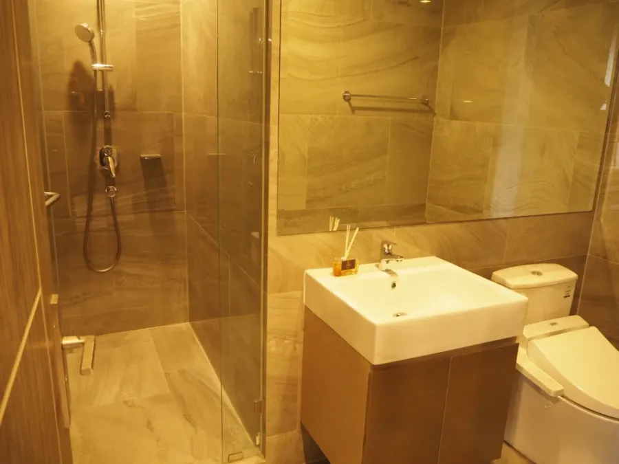 Condo for sale /rent, Ideo Q Victory, fully furnished room. Affordable price! hurry up