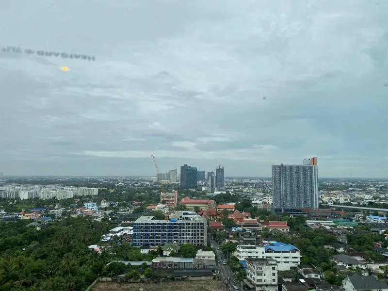 Quick sale, Aspire Sathorn-Ratchapruek, good location, pool view, city view, no building blocking, good wind, not hot sun, fully furnished here.
