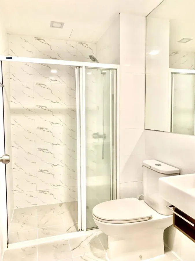 Selling/rent a comfortable condo at Episode Phaholyothin–Sapanmai. Fully furnished with appliances. Book now! Don't miss out! +++