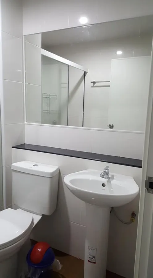 For rent, Regent Home Sukhumvit 81, nicely decorated room. Wallpapering the whole room Don't miss a lot.