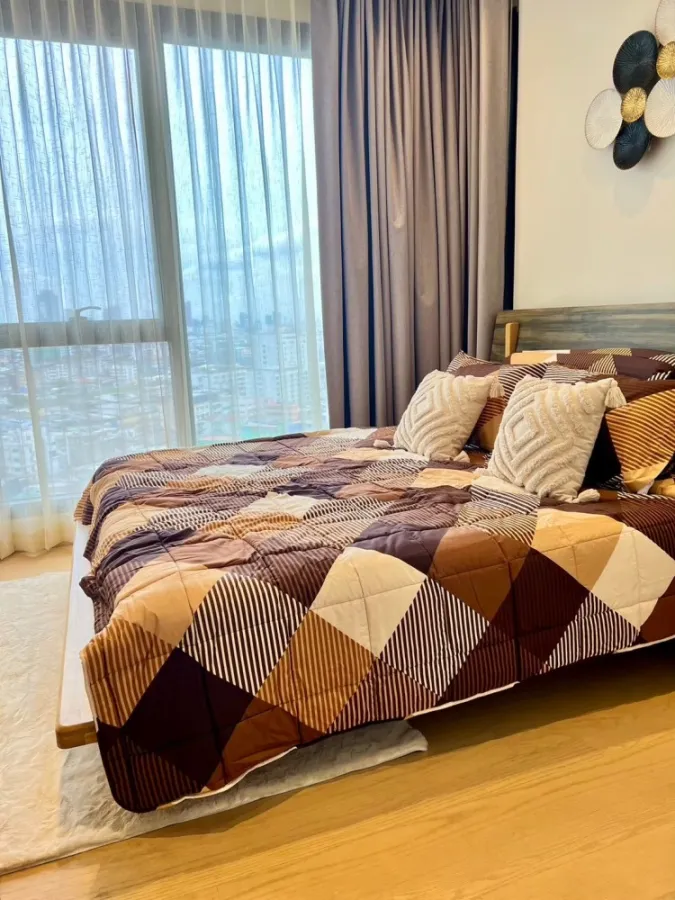 Condo for sale, Ashton Asoke-Rama 9, corner room, high floor, beautiful view, view of the heart of Rama 9, don't miss it.