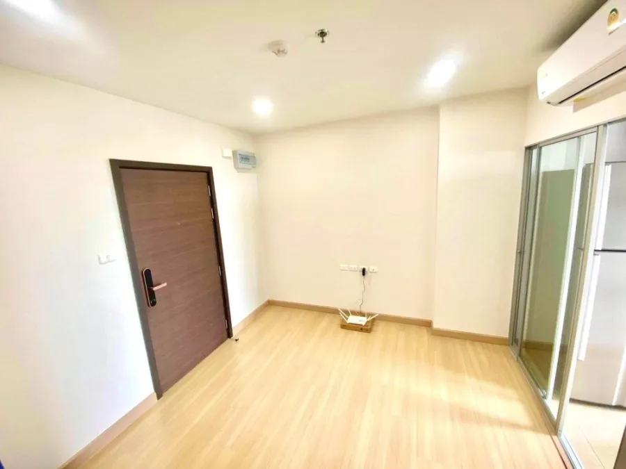 Urgent sale!! Supalai Park Condo, Talat Phlu Station, well decorated, fully furnished, good price, ready to move in!!