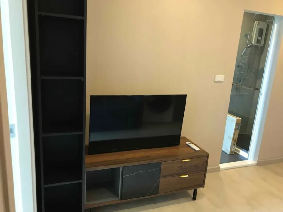 Sell and rent The Elegant Ladprao 1 corner room with privacy complete electrical appliances This must be reserved.
