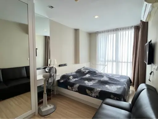 ให้เช่า Nice Suites สนามบินน้ำ ห้องกว้างขวางอยู่สบาย มีอุปกรณ์เครื่องใช้ไฟฟ้าครบชุด สามารถหิ้วกระเป๋าเข้าอยู่ได้เลย