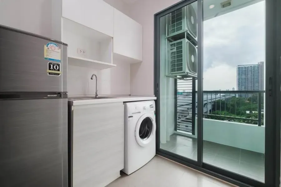 For sale: Metro Sky Prachachuen, 1 bedroom, 1 bathroom, beautifully decorated, 9th floor, beautiful view, not blocked, don't miss it.