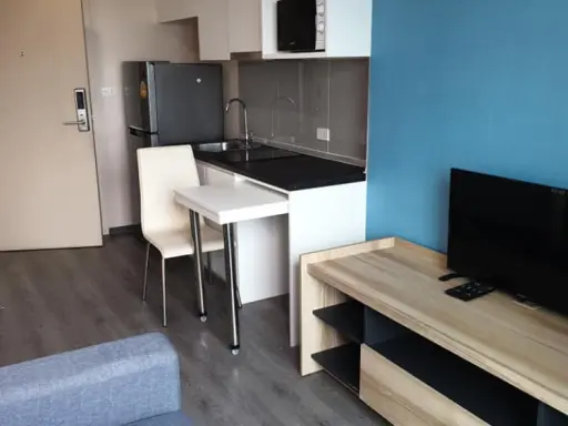 Condo for rent Rich Park Triple Station Pool View Fully furnished, don't miss it