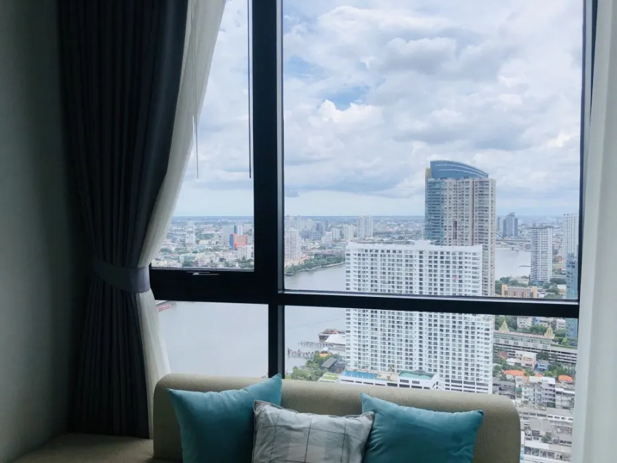 Condo for rent Chapter Charoennakhon - Riverside, nice room, 37th floor, river view, good like this, don't miss it.