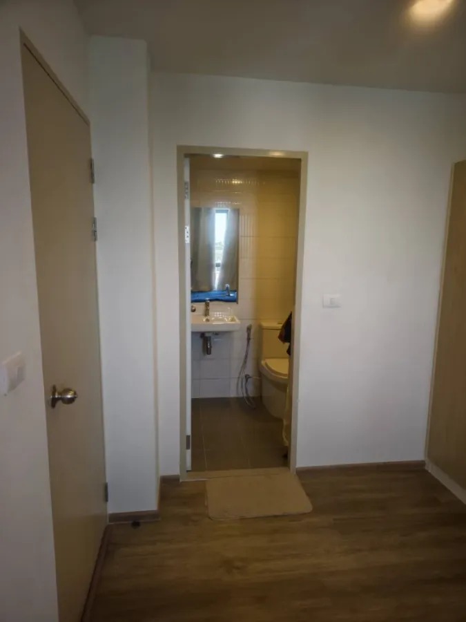 Flexi Suksawat condo for rent. Ready to move in, fully furnished, affordable price. Book now!