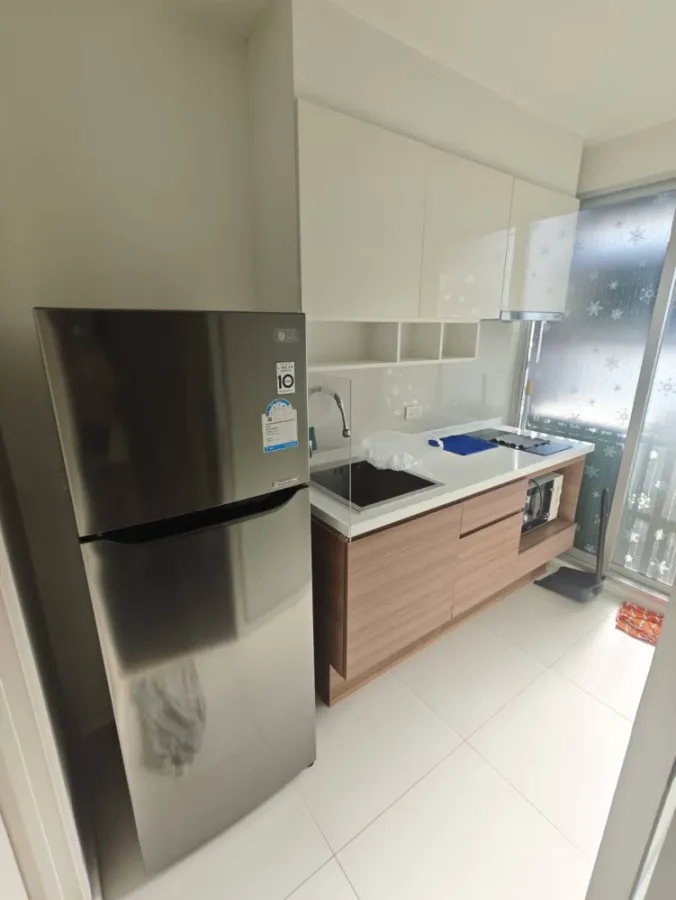 For rent!! Condo Fuse Chan-Sathorn (corner room), new room, complete with furniture and electrical appliances, ready to move in, don't miss it!!