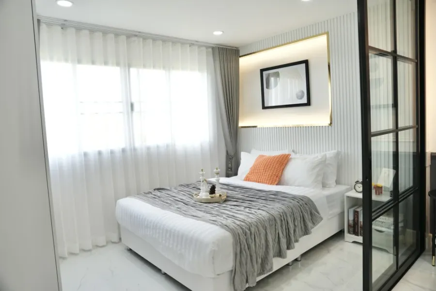 For sale: Lumpini Center Nawamin. Hurry! Beautiful rooms like this don't come around very often. Well-proportioned. Reserve now if you're interested.