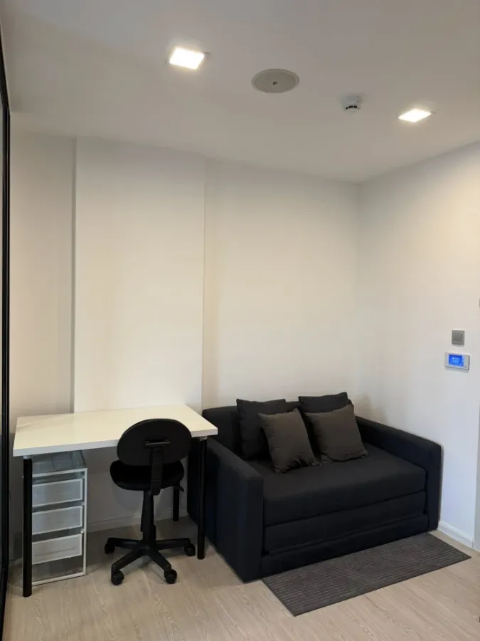 Kave Condo for rent, 8th floor. Nice room, fully furnished. Book now!