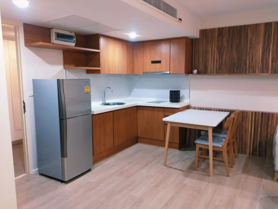 ขาย ให้เช่า Condo Focus on Saladaeng 1 ห้องนอน 1 ห้องน้ำ พร้อมอยู่ เฟอร์ครบ รีบจองเลย