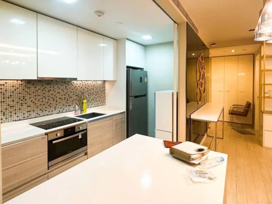 ขาย ให้เช่า เดอะ รูม สุขุมวิท 21 ห้อง Duplex พื้นที่ใช้สอยเยอะ ตกแต่งน่าอยู่ จองก่อนได้อยู่ก่อนเลย