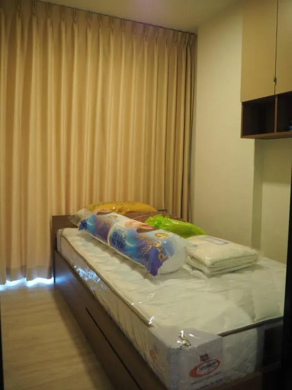 ด่วนน ห้อง 2 bed ตกแต่งสวยมาก ติดวอลทั้งห้อง ใหม่เอี่ยมอ่องแบบ 37 ตารางเมตร ค่าเช่าเพียง 17,000 บาท