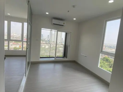 ขายดาวน์ ศุภาลัย ลอฟท์ สาทร-ราชพฤกษ์ ห้องมุม 1 นอน เฟอร์นิเจอร์ชุดครัว Built-in สนใจจองเลย