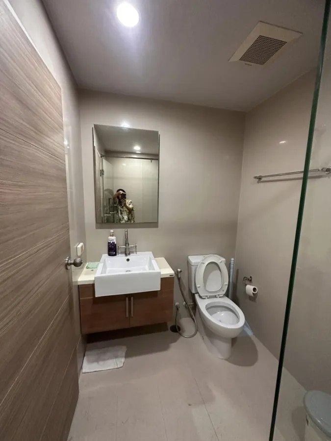 ให้เช่าคอนโด hive taksin 1 bedroom ชั้น 21 ได้วิวเมือง มาพร้อมสิ่งอำนวยความสะดวกครบ จองด่วนๆ