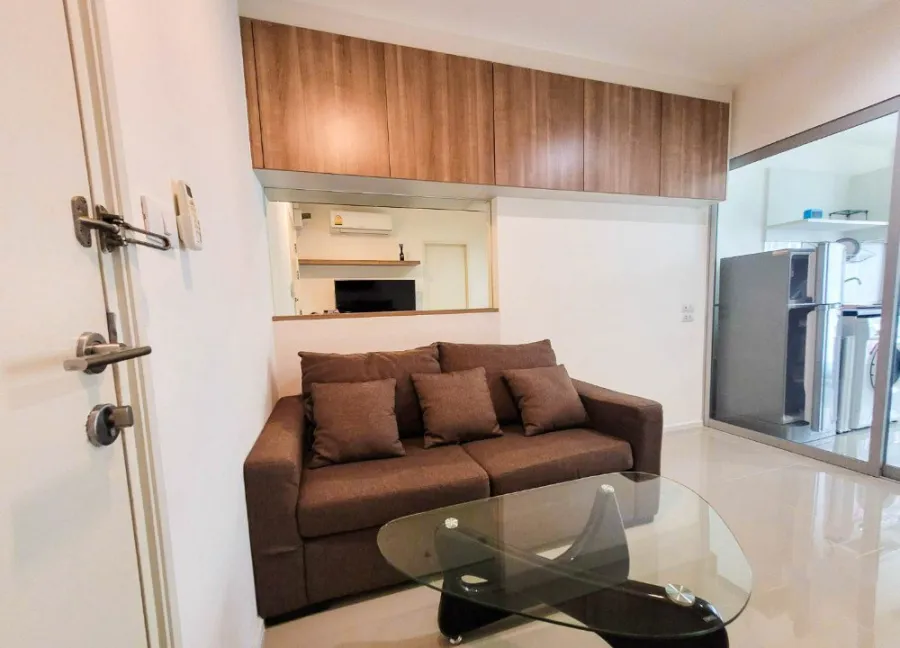Urgent sale!! Condo Aspire Sukhumvit 46, 9th floor, good location, convenient travel, near BTS Phra Khanong, hurry and reserve now!!