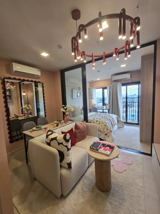 Down payment sale FLO by Sansiri, 10th floor, river view, the best side in the project. Come and own it today. Don't miss out!