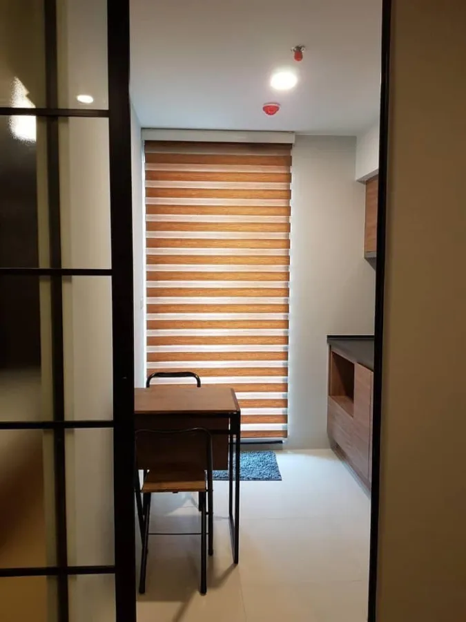 ปล่อยเช่า บริกซ์ คอนโดมิเนียม ชั้นสูง ห้องกั้นเป็นสัดส่วน เฟอร์นิเจอร์ เงินดี อย่ามัวแต่มองจองเลยจ้า