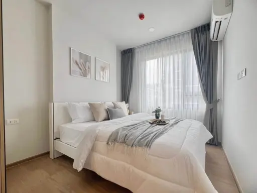 For rent: Cheewathai Pinklao, 4th floor, beautiful room, very cool, with complete decorations, book now, hurry!
