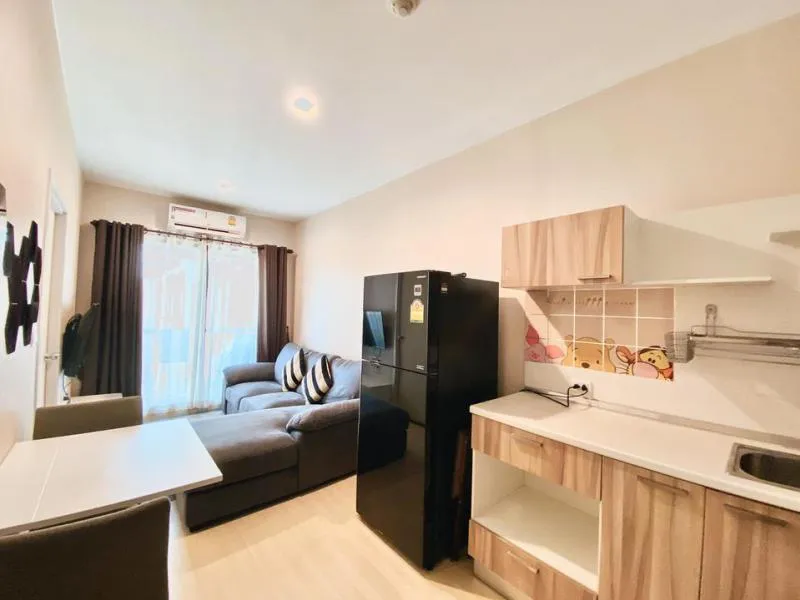 Urgent. Corner room, garden view. Not blocking the view. Simple but very luxurious room decoration. Sell / rent the privacy rewadee.