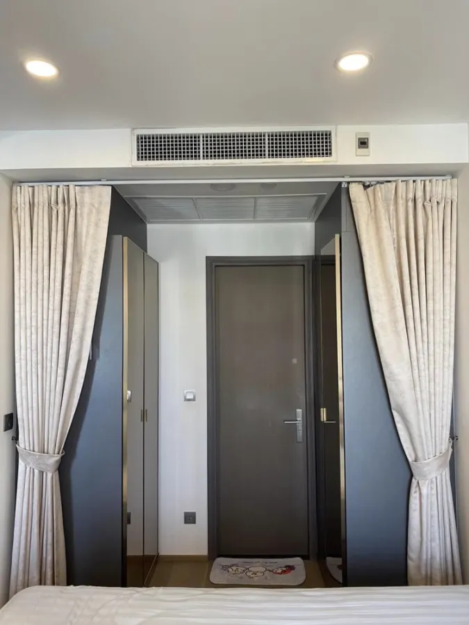 For sale, for rent, Ashton Chula-Silom, room ready to move in, high floor, good view, hurry and become the owner of this place quickly, don't miss it.