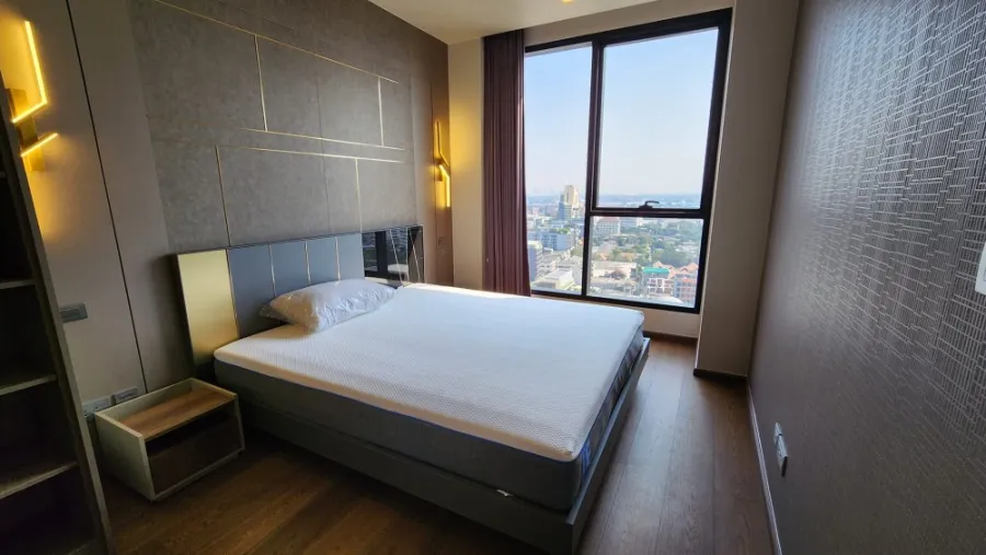 For rent, Ideo Q Sukhumvit 36, 19th floor, Chao Phraya River view, beautiful room, inviting, I can say that it's the best, book now.