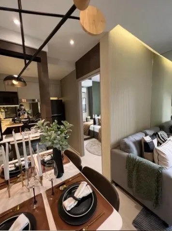Down payment for sale, New Cross Khu Khot Station, corner room, swimming pool view. Have privacy Hurry and reserve it quickly.