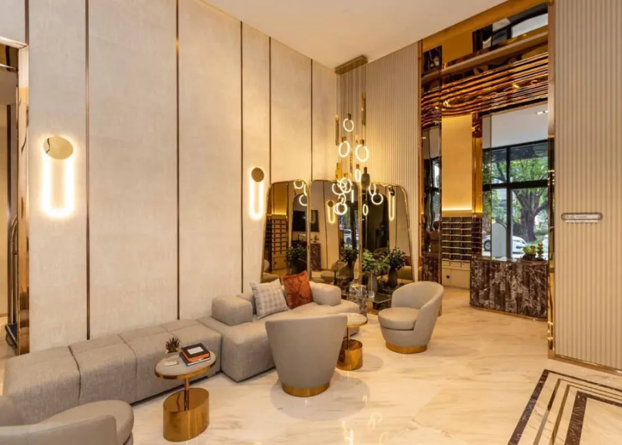 ขายด่วน!! คอนโด แอชตัน อโศก-พระราม 9 ชั้นสูง วิวสวย ทำเลดี เดินทางสะดวก จองเลย!!