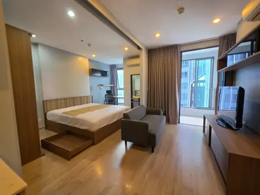 ให้เช่า IDEO Q CHULA-SAMYAN อยู่อาศัยแบบสบายๆ ด้วยเตียงนอน King size และเครื่องใช้ไฟฟ้ามีให้ครบครัน ใช้ของดี มีคุณภาพ