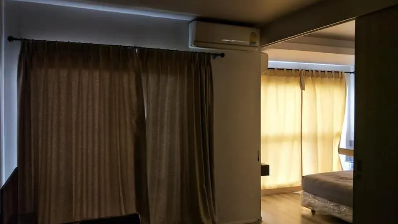 ให้เช่า Double Lake Condominium 1นอน เฟอร์ครบ โซฟานุ่มสบาย พร้อมอยู่ จองเลยจ้า ช้าหมดอดฟินนะจ๊ะ