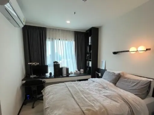 ขาย Life Asoke ชั้น 29 ทิศเหนือ วิวเมือง ห้องตกแต่งด้วยเฟอร์นิเจอร์อย่างดี สวยน่าอยู่ รีบจองเลยจร้า