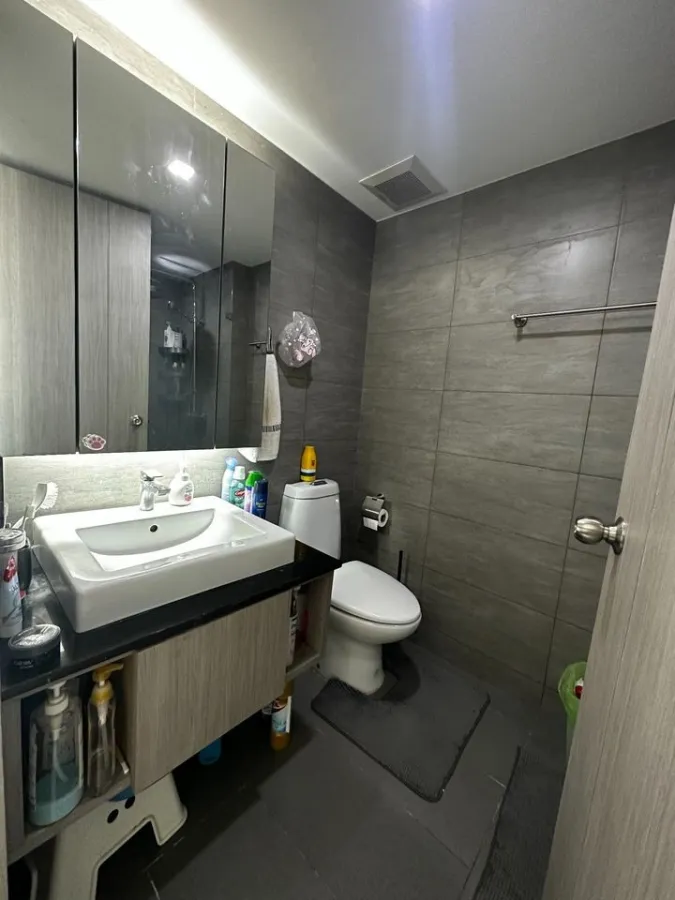 For sale SOCIO Inthamara, spacious room Complete with usable space, not too expensive, hurry and come and own it.