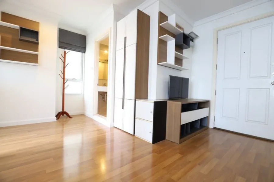 ขาย ให้เช่า Chewathai Residence Asoke ห้องใหม่กริ๊บ เฟอร์อย่างดี ตกแต่งคุมโทน จองเลย ห้ามพลาด