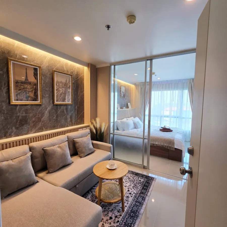 For sale: Lumpini Ville Wongamat-Naklua, beautifully decorated unit on the 7th floor with sea view. Everything you need is here. Don't miss out!